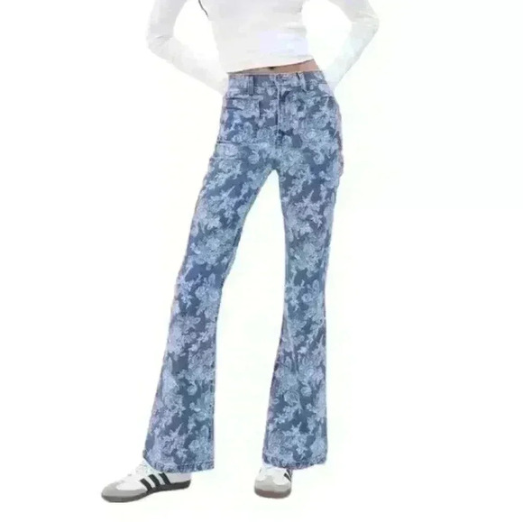 NWT Gap × LoveShackFancy High Rise Floral ‘70s Flare Jeans - Picture 1 of 8